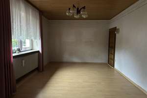 Vielseitiges Wohnhaus mit großem Grundstück und separater Einheit – Die vollständige Adresse der Immobilie erhältst du vom Anbieter., 55765 Schmißberg – Vorschaubild 6