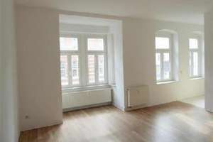 Großzügige 1-Zimmer mit Einbauküche, Dusche und Laminat in zentraler Lage! – Philippstraße 23, 9130 Sonnenberg, Chemnitz – Vorschaubild 4