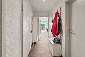 Gepflegte 3-Zimmer-Eigentumswohnung mit Tiefgaragenstellplatz in Jena-Nord – Die vollständige Adresse der Immobilie erhältst du vom Anbieter., 7743 Jena-Nord, Jena – Vorschaubild 4