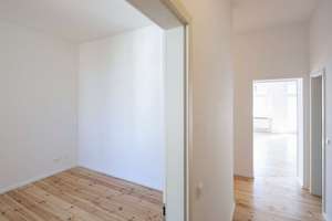 Bezugsfreie, große 3-Zimmer-Altbauwohnung mit Wohnküche, 2 Balkonen & Fahrstuhl – ideal für Familien – Berliner Allee 253, 13088 Weißensee, Berlin – Vorschaubild 6