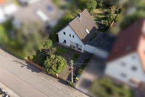 Modernes EFH mit großem Garten und Garage in Burghausen