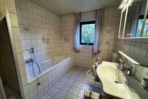 Wohnen mit schöner Aussicht - Einfamilienhaus mit Einliegerwohnung in Hambach – Neustadt an der Weinstraße – Vorschaubild 12