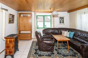 Freiraum und Vielfalt: Einfamilienhaus mit Einliegerwohnung und Garten – Die vollständige Adresse der Immobilie erhältst du vom Anbieter., 93413 Cham – Vorschaubild 31
