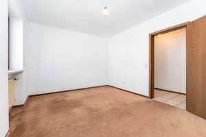Willkommen in Ihrem neuen Zuhause: Zwei Wohneinheiten, viel Raum & ein Garten zum Verlieben – Augsburg (Kreis) – Vorschaubild 28