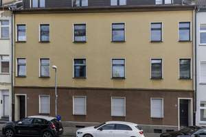 Gut aufgeteilte 2,5 R-Wohnung mit grossem Gemeinschaftsgarten!!!