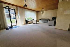 Freistehendes EFH mit großem Garten, Keller und Garage in Magstadt zu verkaufen... – Forchenweg 4, 71106 Böblingen (Kreis) – Vorschaubild 12