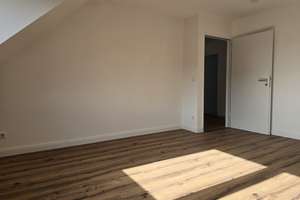 **Heimelig im Südostviertel - Modern, renoviert, neuer Laminatboden** – Steeler Str. 95, 45139 Südostviertel, Essen – Vorschaubild 2