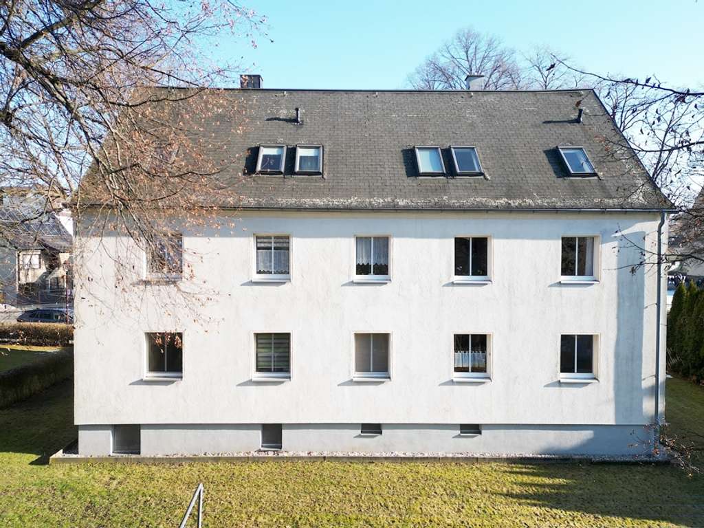 Immobilie in Oberlungwitz - „Sicher investieren: Substanzstarkes Mehrfamilienhaus - Bild 4