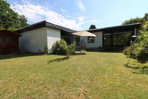 Bungalow in ruhiger grüner Lage
von Hamburg-Poppenbüttel – Die vollständige Adresse der Immobilie erhältst du vom Anbieter., 22399 Hummelsbüttel, Hamburg – Vorschaubild 3