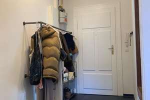Stilvolle, vollständig renovierte 2,5-Zimmer-Wohnung mit Einbauküche in München Neuhausen – Schulstraße 43, 80634 Neuhausen, München – Vorschaubild 5