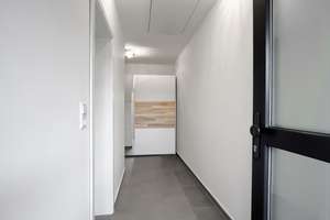 Möblierte 2-Zimmer-Wohnung mit Balkon für Singles in zentraler Lage zu Volkswagen – Die vollständige Adresse der Immobilie erhältst du vom Anbieter., 38442 Sandkamp, Wolfsburg – Vorschaubild 9