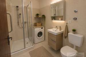 Attraktive 2-Zimmer-Wohnung mit großem Balkon, Aufzug & Tiefgarage -ideal als Kapitalanlage – Die vollständige Adresse der Immobilie erhältst du vom Anbieter., 65187 Biebrich, Wiesbaden – Vorschaubild 4
