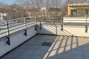 3-Zimmer Wohnung mit Blick auf den Rhein - barrierefrei