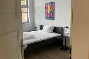 Verschiedene möblierte WG-Zimmer (1 Person) im ehemaligen Bahnhofsgebäude – Haardtring 275, 64295 Darmstadt-West, Darmstadt – Vorschaubild 7