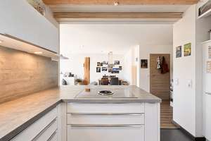 Modernisiertes Einfamilienhaus mit großem Grundstück, Garage & Top-Ausstattung – Die vollständige Adresse der Immobilie erhältst du vom Anbieter., 90537 Feucht – Vorschaubild 4