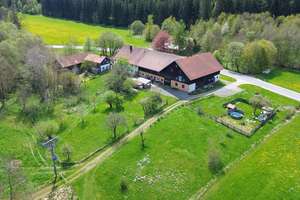 Vielseitiges & gepflegtes Objekt in ruhiger Lage mit viel Potenzial für kreative Macher! – Die vollständige Adresse der Immobilie erhältst du vom Anbieter., 87474 Buchenberg – Vorschaubild 3