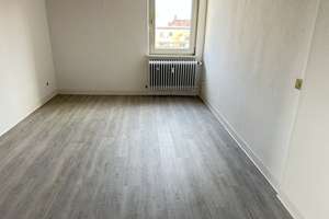 Frisch renovierte 3-Zimmer-Wohnung mit Balkon in Braunschweig – Cellerstr 124, 38114 Westliches Ringgebiet, Braunschweig – Vorschaubild 4