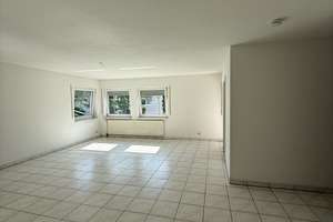 Lichtdurchflutete 3-Zimmer-Wohnung auf dem Buckenberg – Wurmbergerstr. 74a, 75175 Buckenberg, Pforzheim – Vorschaubild 2