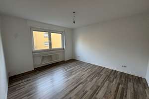 1 Monat Mietfrei!  frisch für Sie saniert! Wohnung mit viel Charme! – Hochfelder Straße 74, 47226 Hochemmerich, Duisburg – Vorschaubild 4