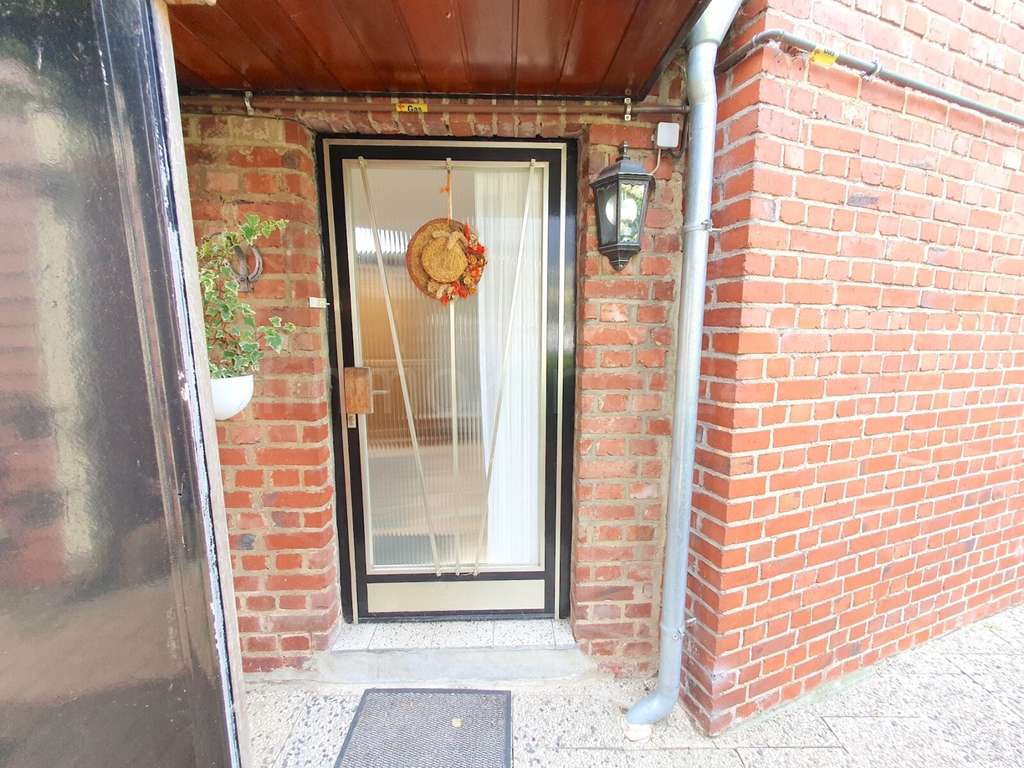 Immobilie in Eschweiler - ++ EINFAMILIENHAUS + GARTEN IN GUTER LAGE! VIELE MODERNISIERUNGEN!! ++ - Bild 3