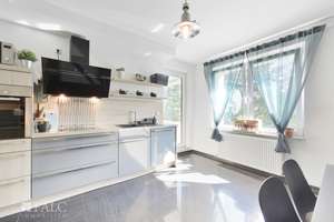 Maisonetteflair trifft Stadtleben: Stilvolle 3 Zimmerwohnung über den Dächern von Elberfeld! – Die vollständige Adresse der Immobilie erhältst du vom Anbieter., 42107 Elberfeld, Wuppertal – Vorschaubild 2