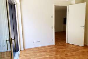 Stilvolle 2-Zimmer-Wohnung mit moderner Einbauküche, großem Balkon und Tiefgarage in Stuttgart – Die vollständige Adresse der Immobilie erhältst du vom Anbieter., 70469 Bahnhof Feuerbach, Stuttgart – Vorschaubild 8