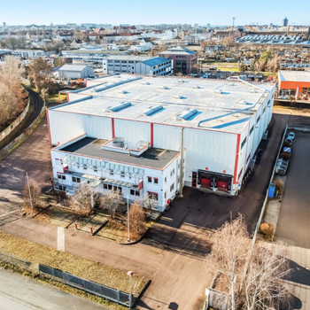 Logistikhalle im Stadtgebiet Halle (Saale)
