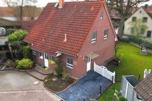 Einfamilienhaus auf großem Grundstück in sehr guter und ruhiger Lage von Langenhagen-Kaltenweide – Die vollständige Adresse der Immobilie erhältst du vom Anbieter., 30855 Langenhagen – Vorschaubild 2