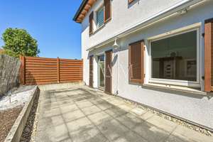 Charmantes Zweifamilienhaus in Weilimdorf mit Garten, Terrasse und zwei Garagen – Die vollständige Adresse der Immobilie erhältst du vom Anbieter., 70499 Weilimdorf (Ortsteil), Stuttgart – Vorschaubild 5
