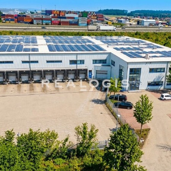 direkt an der A8 I ca. 4.520 m² Hallen- und Bürofläche inkl. Erweiterung I exklusiv über REALOGIS