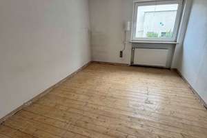 1-2 Familienhaus mit über 230 m² Wohn,- Nutzfläche und 1000 m² Grundstück in Taunusstein-Wehen – Die vollständige Adresse der Immobilie erhältst du vom Anbieter., 65232 Taunusstein – Vorschaubild 3
