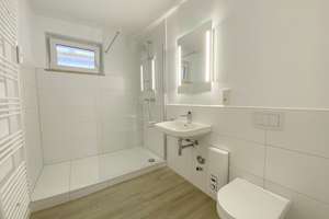 Zweitbezug nach Sanierung ! Moderne 2-Zimmer Wohnung (4. OG) Mitten in der Bremer City – Knochenhauer Str. 5, 28195 Altstadt, Bremen – Vorschaubild 8