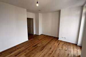"Über den Dächern Leipzigs: Freie Wohnung im 3. OG mit Balkon & neuem Parkett" – Dimpfelstraße 47, 4347 Schönefeld-Abtnaundorf, Leipzig – Vorschaubild 13