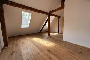 Charmante 2-Zimmer Dachgeschosswohnung in Obergiesing – Die vollständige Adresse der Immobilie erhältst du vom Anbieter., 81539 Obergiesing, München – Vorschaubild 1