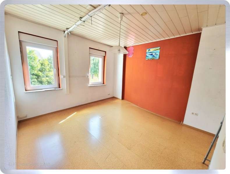 Immobilie in Rüdesheim am Rhein - * Rüdesheim am Rhein: Überwiegend modernisiertes Reihenhaus in ruhiger Wohnlage * - Bild 4