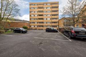 Charmante 2-Zimmer-Wohnung, Loggia & Aufzug | 55 m² | frei | ideal für Eigennutzer & Kapitalanleger – Wuppertaler Straße 4, 51067 Buchheim, Köln – Vorschaubild 18