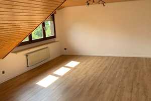 Exklusive 2-Zimmer-DG-Wohnung mit EBK in Grenzach-Wyhlen – Birsfelder Weg 11, 79639 Lörrach (Kreis) – Vorschaubild 2