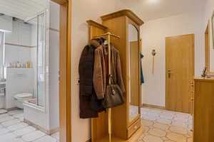 Freistehendes Ein-/Dreifamilienhaus auf großem Grundstück in Ratingen-Mitte – Mettmann (Kreis) – Vorschaubild 5