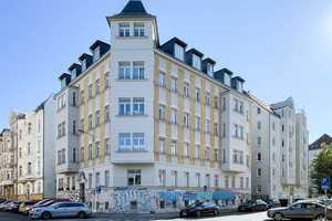 Stilvolle, neuwertige 3-Raum-Hochparterre Wohnung in Leipzig – Leipzig – Vorschaubild 1