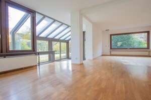 Seltene Gelegenheit in Bielefeld-Hoberge: 
Einfamilienhaus mit Einliegerwohnung auf Traumgrundstück – Die vollständige Adresse der Immobilie erhältst du vom Anbieter., 33619 Dornberg, Bielefeld – Vorschaubild 3