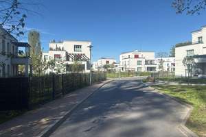 Exclusive garden apartment on Jungfernsee – 350 m² garden, designer kitchen, barrier-free – Die vollständige Adresse der Immobilie erhältst du vom Anbieter., 14469 Nauener Vorstadt, Potsdam – Vorschaubild 2