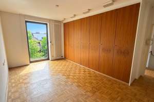 Reihenmittelhaus || Vier Zimmer || Zwei eigene Garagen || Gartenhaus – Die vollständige Adresse der Immobilie erhältst du vom Anbieter., 50859 Widdersdorf, Köln – Vorschaubild 8