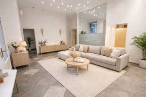 Wohnen mit Charakter: Großzügige 4-Zimmer-Wohnung in Charlottenburg
