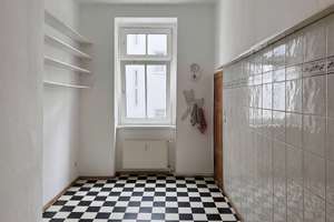 4,5-Zi.-Altbauwohnung im Winsviertel mit Ausbaupotenzial & zwei Balkonen – Winsstraße 47, 10405 Prenzlauer Berg, Berlin – Vorschaubild 6