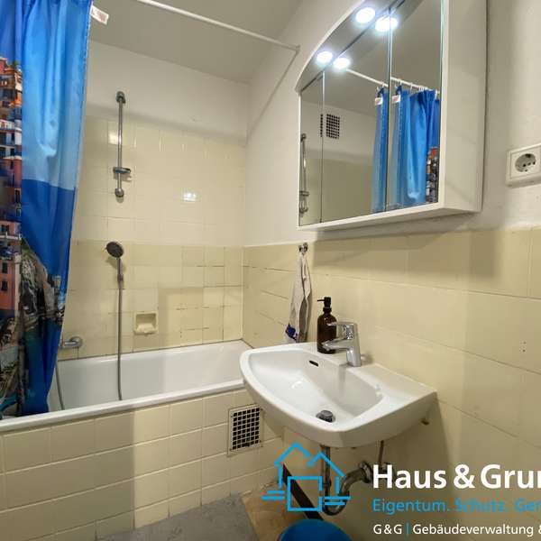 ***helle 3-Zimmer-Wohnung - gute Raumaufteilung - mit Balkon - mit Aufzug - Aachener Innenstadt***