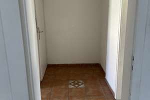 Charmante 2-Zimmer-Wohnung mit großer Dachterrasse in ruhiger Top-Lage von Stuttgart-Weilimdorf – Greutterstraße 22, 70499 Weilimdorf (Ortsteil), Stuttgart – Vorschaubild 3