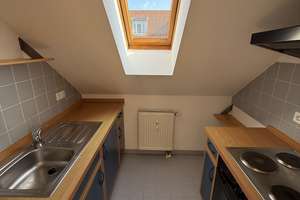 Ruhig wohnen, schnell in der Stadt: Helle 1-Zimmer-Wohnung mit Süd-West-Balkon & TG – Die vollständige Adresse der Immobilie erhältst du vom Anbieter., 93053 Oberisling-Graß, Regensburg – Vorschaubild 8