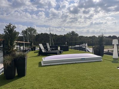 LUXUS Hausboot - 3 Etagen - 100m² Wohnen + 120 m² SONNENTERRASSE - Kamin, Kino, komplett individuell