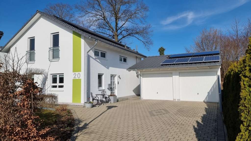 Immobilie in Wolfegg - Junges Einfamilienhaus mit hochwertiger Ausstattung am Rande eines Biotops - Bild 0