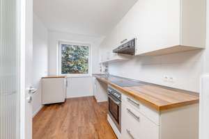 Ruhig gelegene Drei-Zimmer-Wohnung mit Balkon – Salbeiweg 50, 22337 Ohlsdorf, Hamburg – Vorschaubild 4